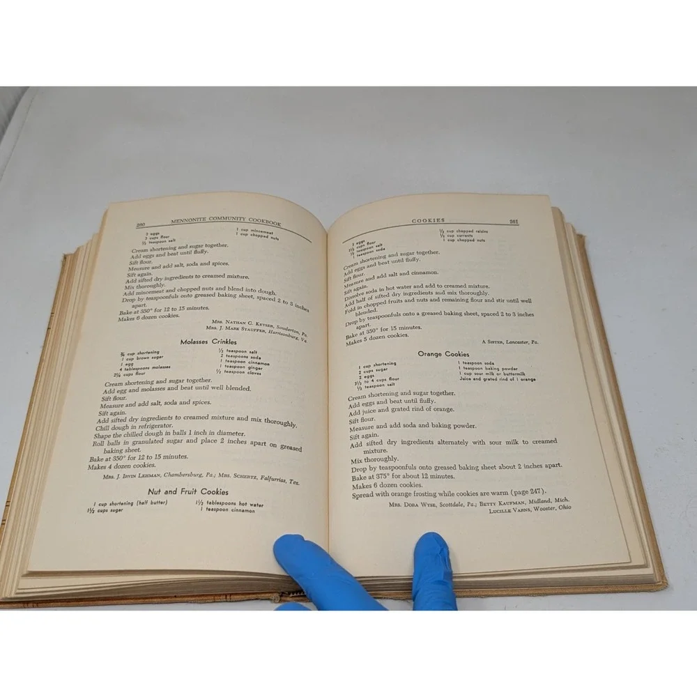 Mennonite Community Cookbook - Mary Emma Showalter 1950 Third Printing Hardcover